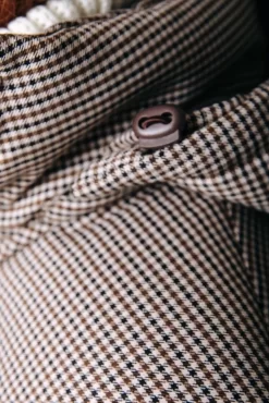 Zya Dogtooth Cropped Puffer | Brown | Colourful Rebel Hot